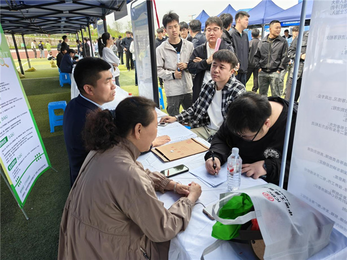 图片8.jpg 图片8.jpg