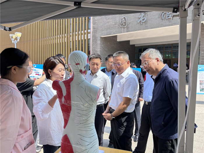 图片7.jpg 图片7.jpg